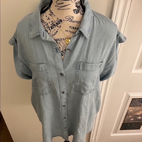 Calvin Klein Light Blue Button Down Shirt - Picture 9 of 11